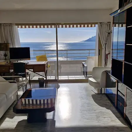 Apartman Seaside Beachfront Bord De Cannes