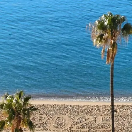 Seaside Beachfront Bord De Apartamento